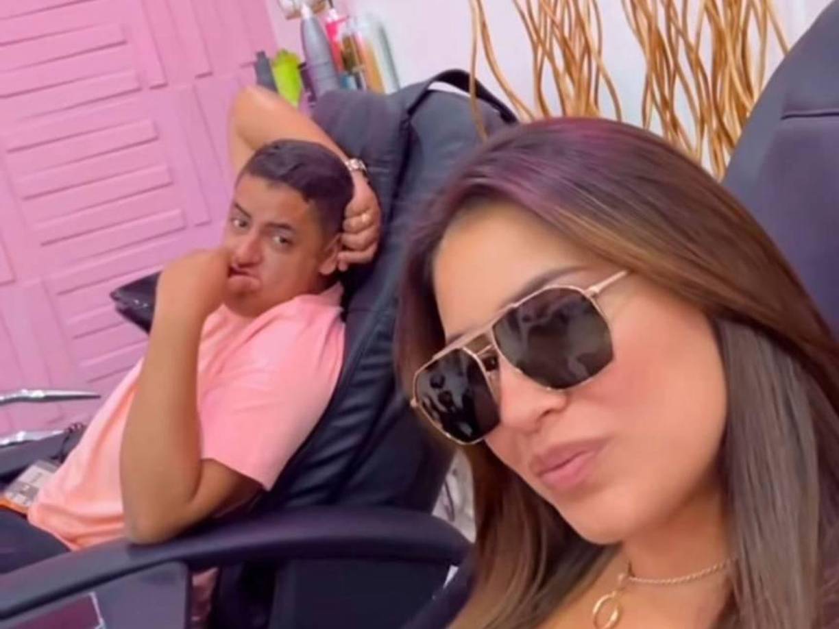 Javian Thompson es la actual pareja de la expresentadora de televisión hondureña Alejandra Rubio, quienes ya se han comprometido en una boda que está prevista en 2025. 