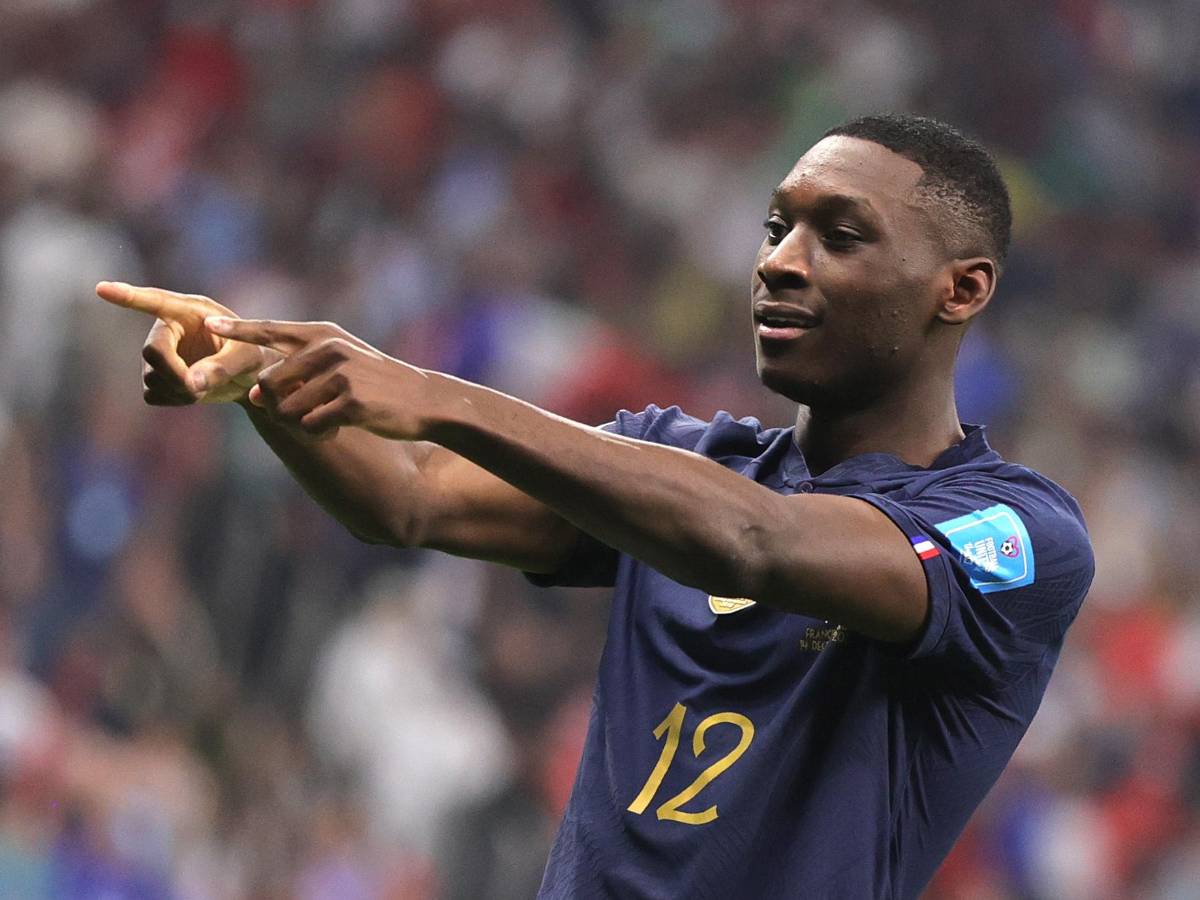 Randal Kolo Muani solamente tenía un minuto de haber ingresado al campo y marcó el segundo gol de Francia.