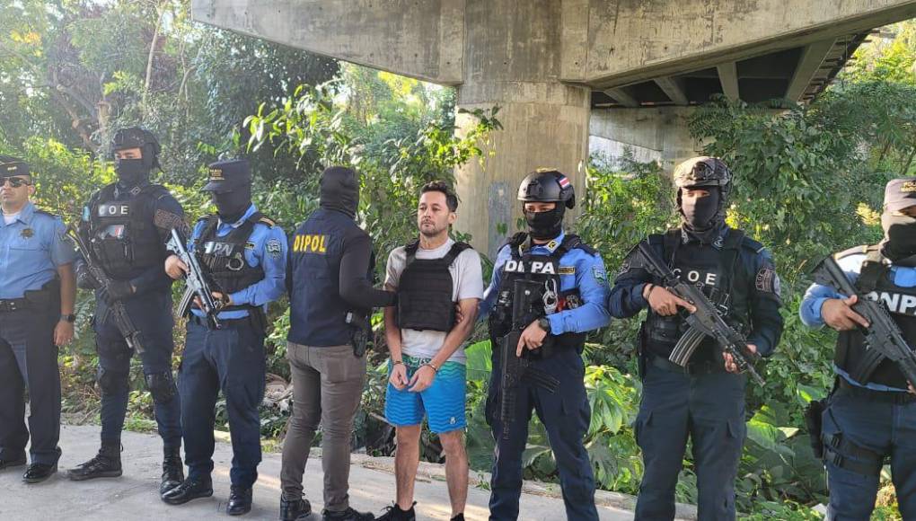 La petición fue enviada por la Corte del Distrito Sur de Nueva York contra Campbell, quien primero debe cumplir su proceso judicial por asociación ilícita en su país antes de ser entregado a la Justicia de Estados Unidos.