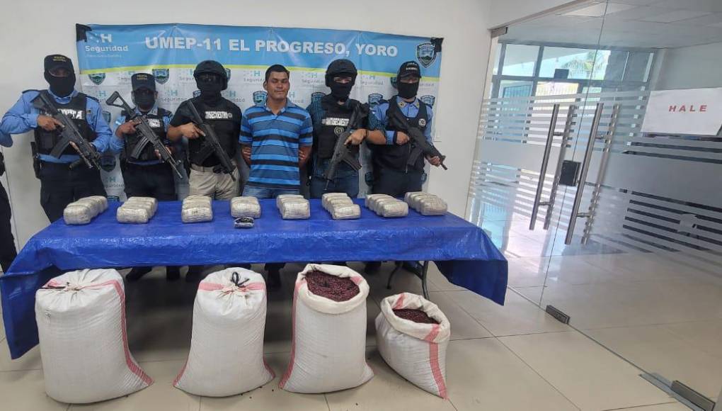 El detenido fue identificado como Carlos Roberto Guillen de 26 años, quien es originario de El Paraíso, Copán y residente en Aramecina, Olanchito, Yoro.