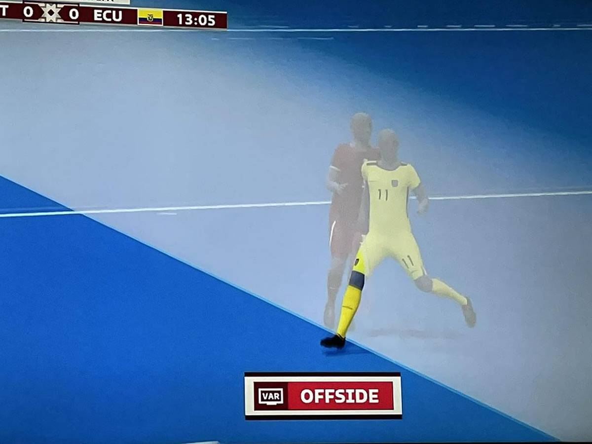 Así midió el sistema semiautomático la polémica jugada. El VAR lo invalidó el gol.