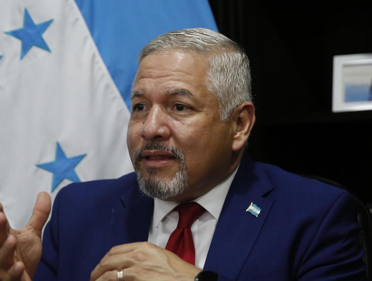 Honduras y China suscriben acuerdo para tres proyectos