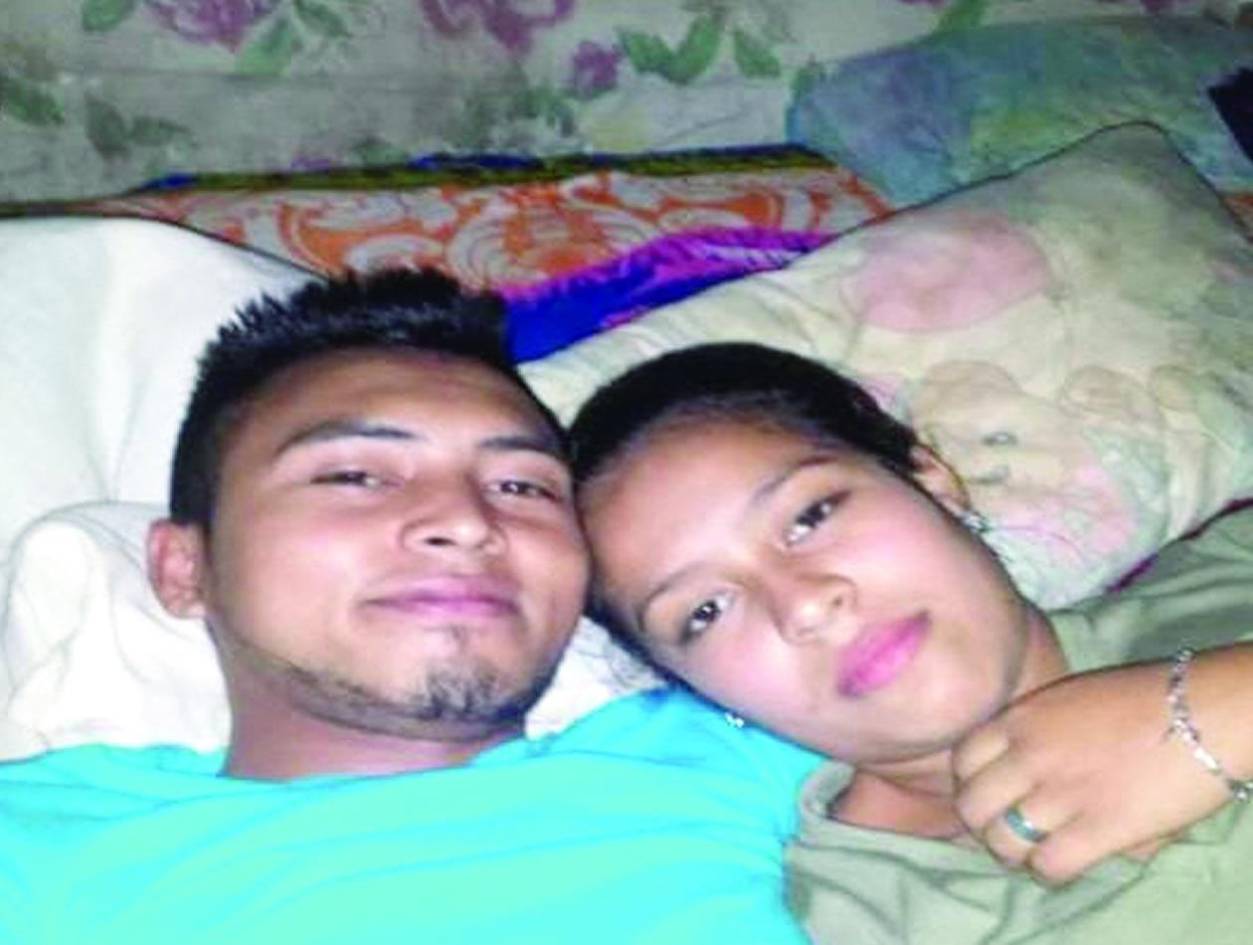 Padres de dos hijos mueren en accidente de motocicleta