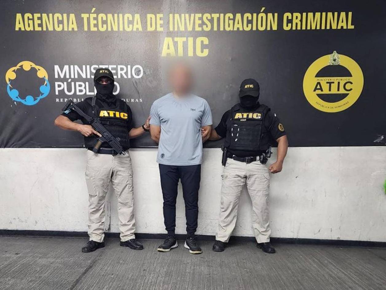 Detienen a pastor religioso por presunta violación y agresiones sexuales contra niñas