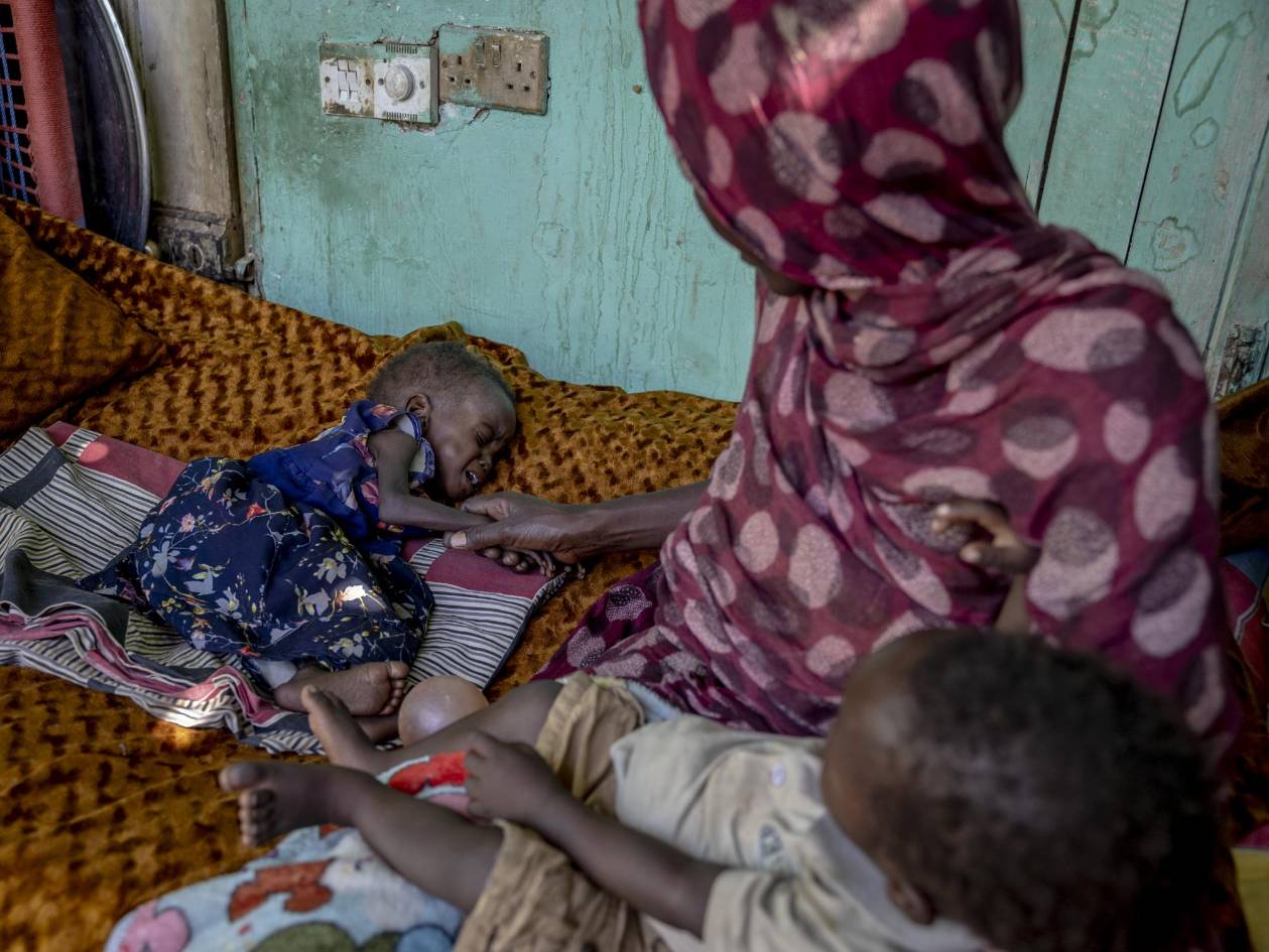 Recortes de Trump agravan el hambre en ciudad devastada por la guerra