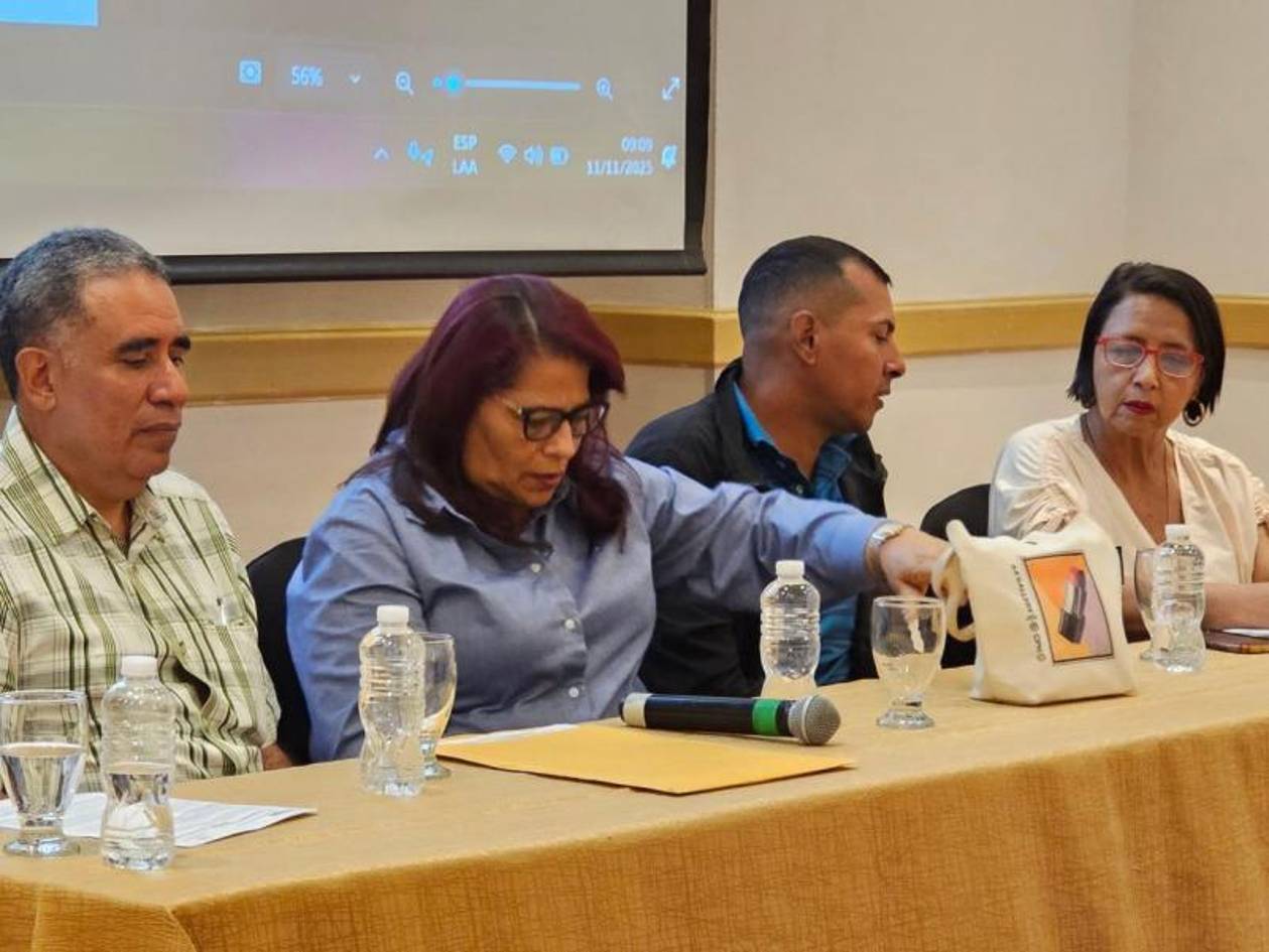 “Nos están desmantelando”: denuncian persecución sindical en Honduras