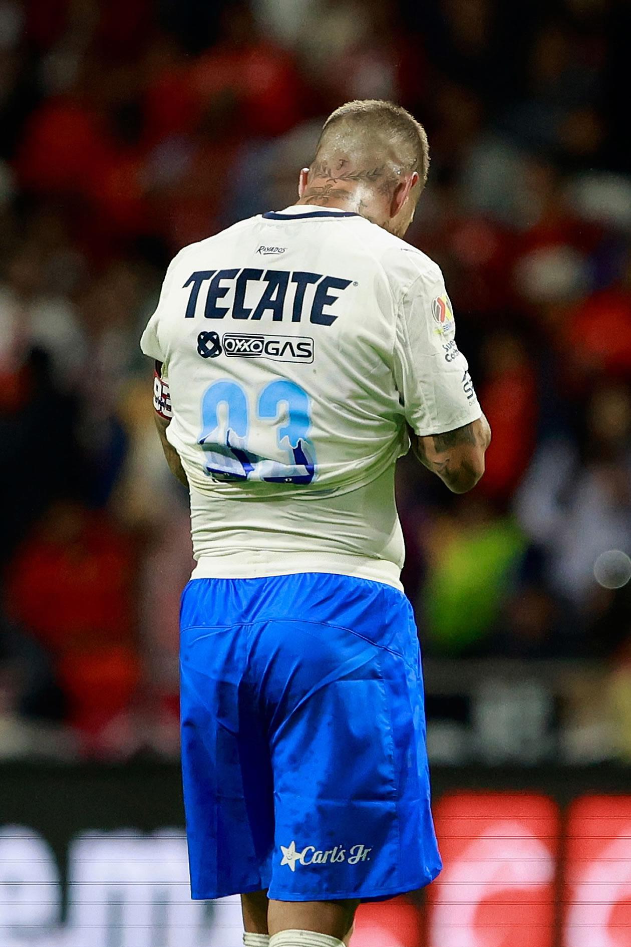 Sergio Ramos se lamenta de la derrota contra el Toluca.