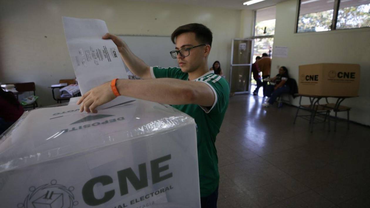 ¿Qué definirá las elecciones de 2025: el voto joven, el cruzado o el independiente?