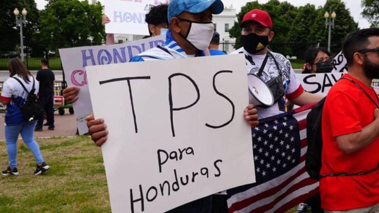 Unos 57,000 hondureños en riesgo por cancelación de TPS en EUA: Es un balde de agua fría