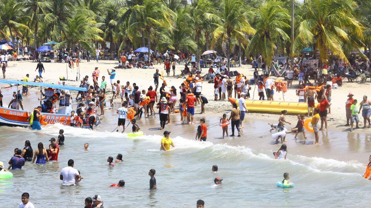 Semana Santa dejará derrama de L1,000 millones gracias a dos millones de turistas