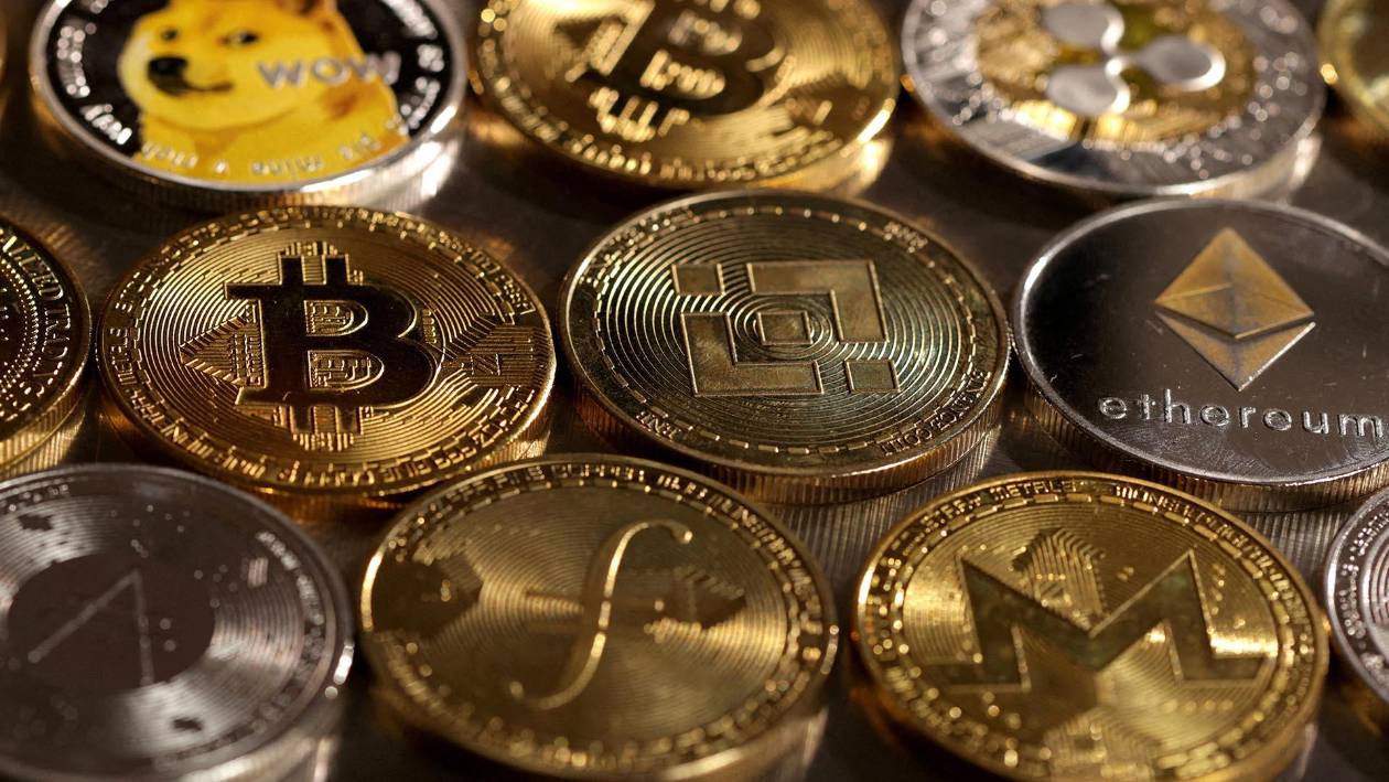Tiró disco duro con 800 millones en Bitcoin, por eso quiere comprar basurero
