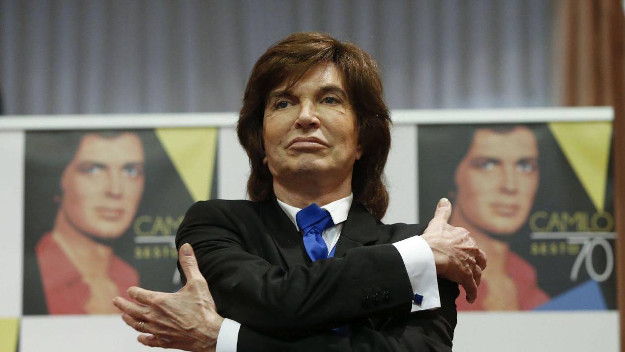 Trasladan las cenizas de Camilo Sesto a un mausoleo en Alcoy