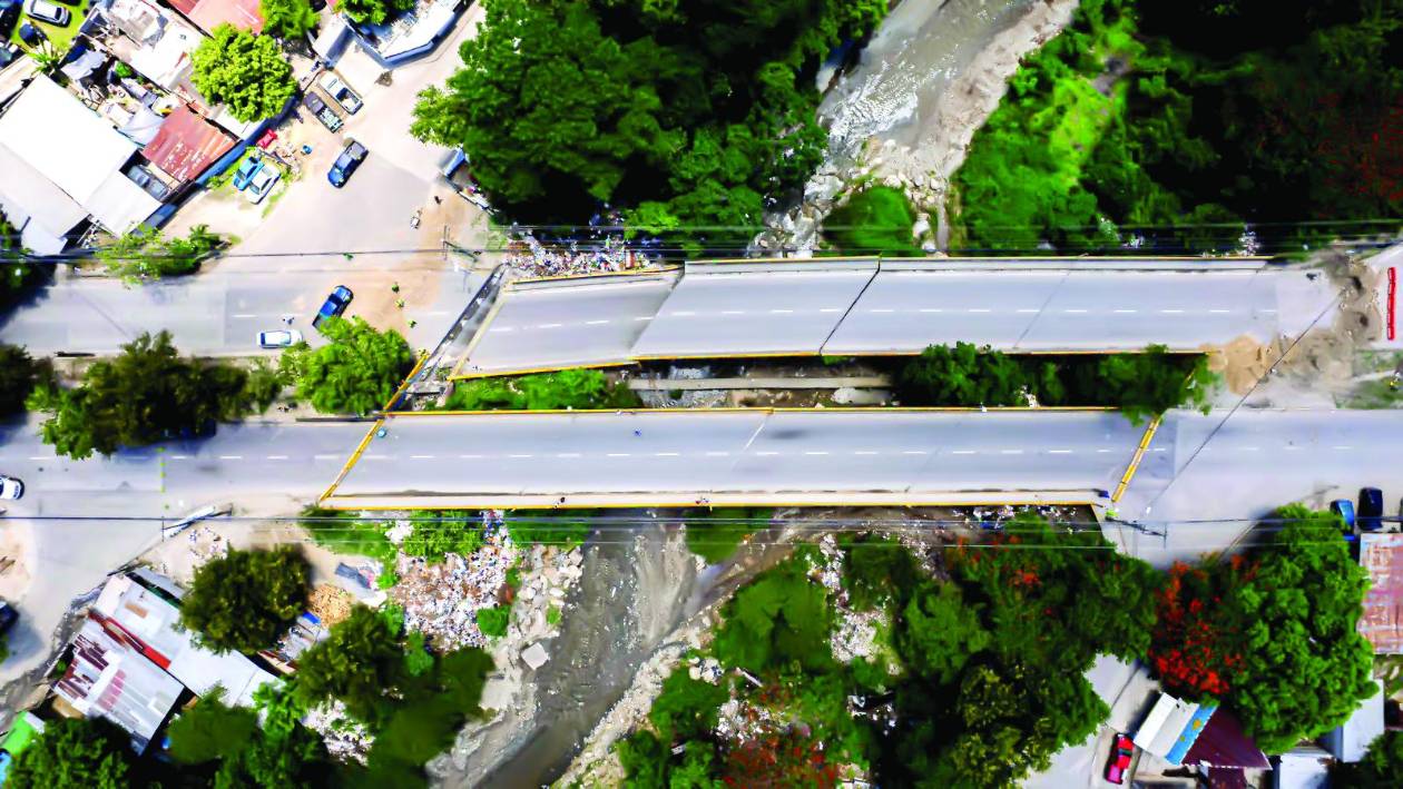 Redestinan L120 millones para construir puentes de Las Brisas
