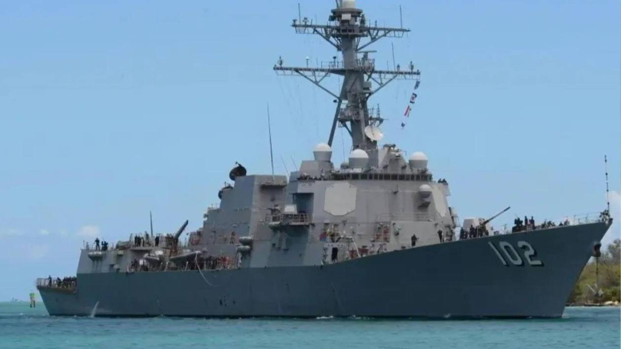 USA acecha a Maduro con escuadrón anfibio y buques cerca de sus costas