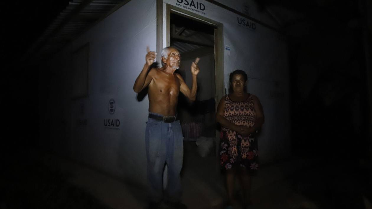 ¡Toca aguantarnos!: 130 familias en La Lima viven como en la Edad Media