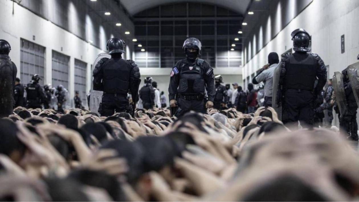 El negocio redondo de El Salvador como la “cárcel”del patio trasero de USA