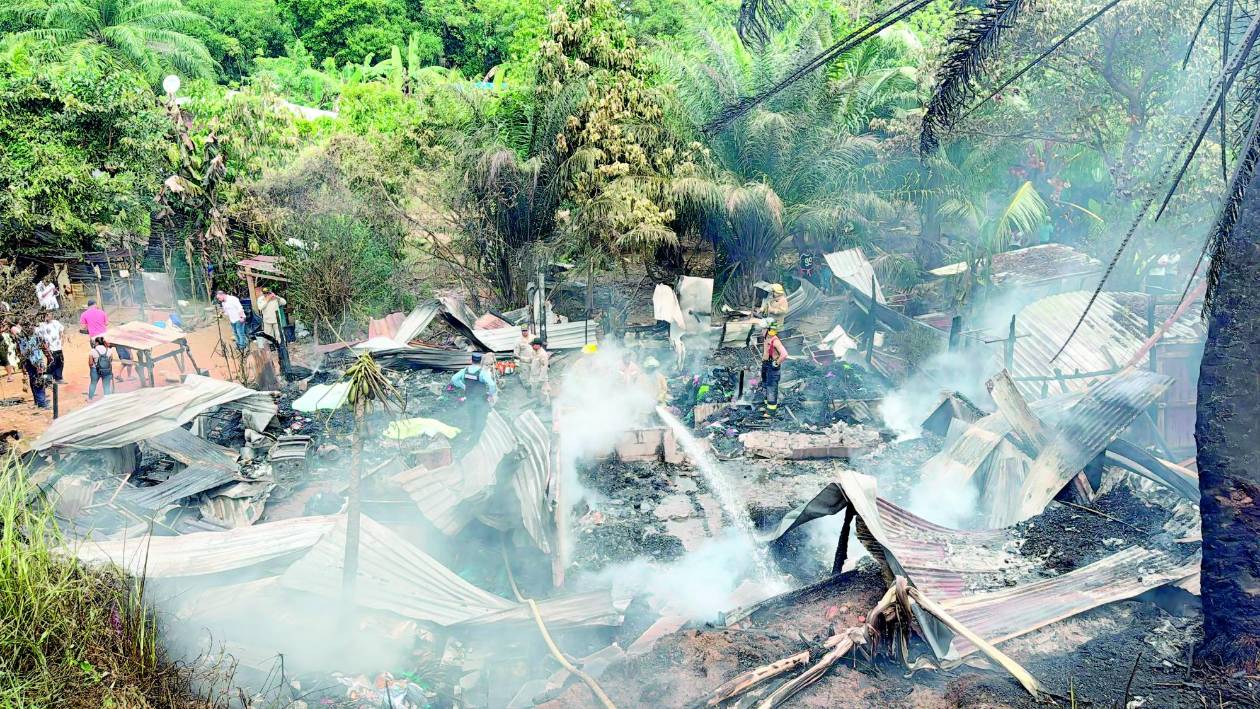 “Los niños gritaban, pero no se pudo hacer nada; la casa se quemó rápido”