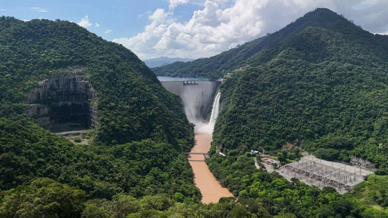 Prevén que el río Ulúa aumente su caudal con descargas de la represa El Cajón