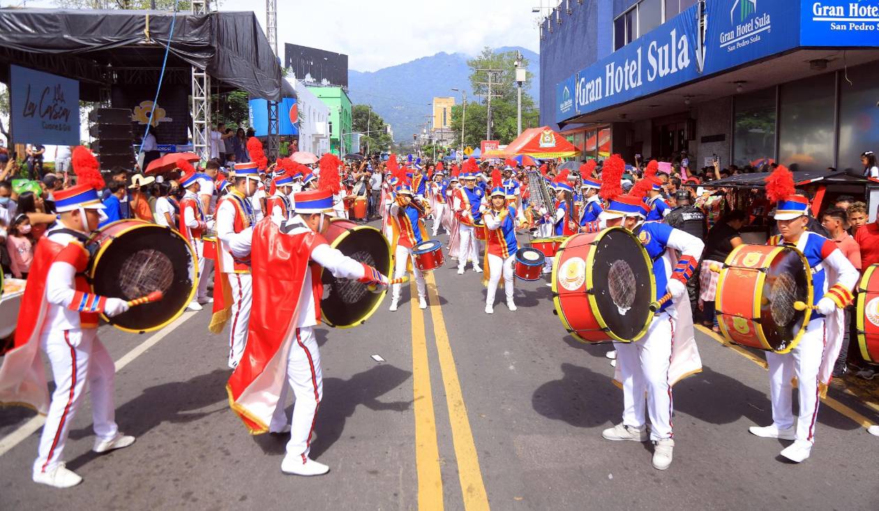 Hoy inician desfiles en San Pedro Sula