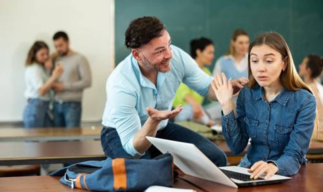 El acoso de pareja aumenta riesgo cardiovascular en mujeres