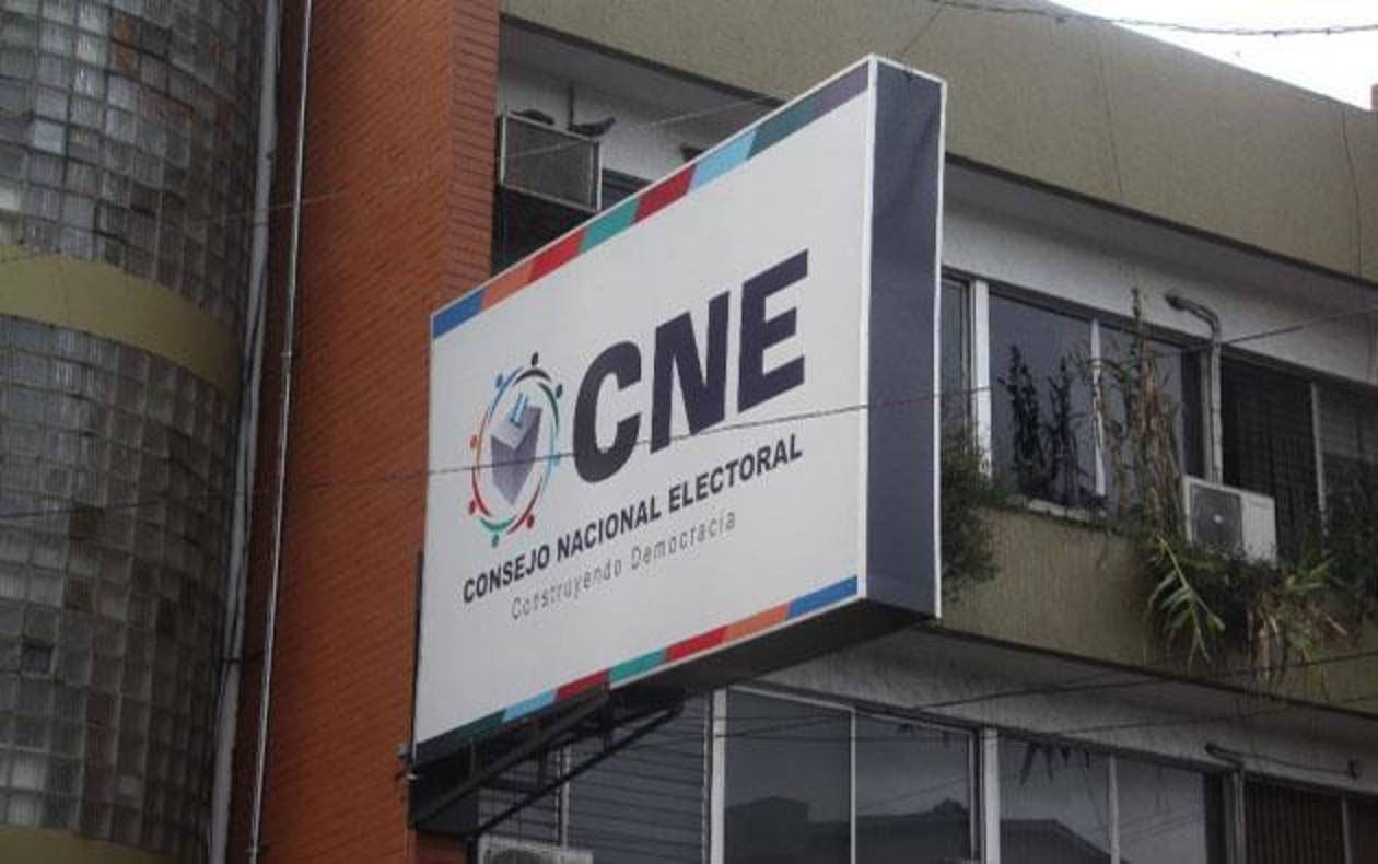Equipo antibombas inspecciona el CNE tras alerta por presunto artefacto explosivo
