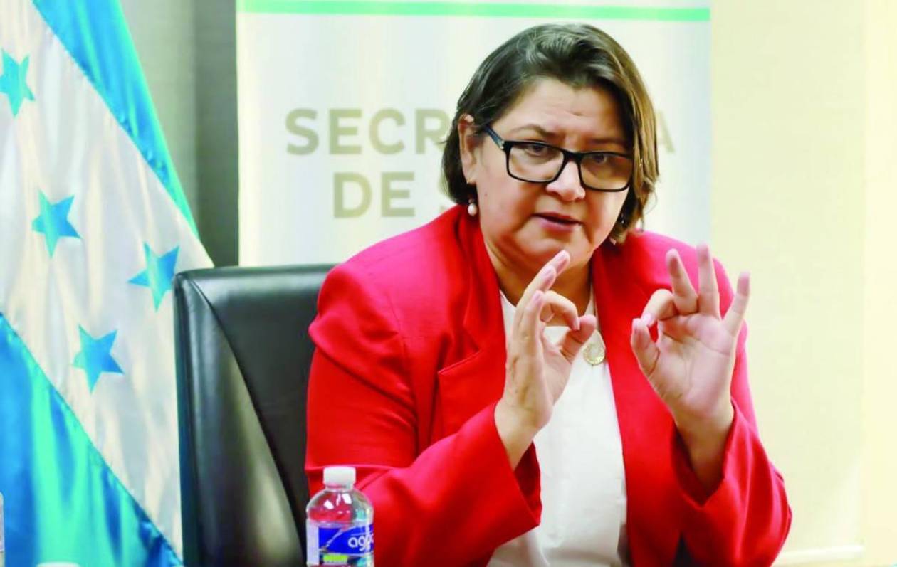 Carla Paredes liderará intervención en el IHSS