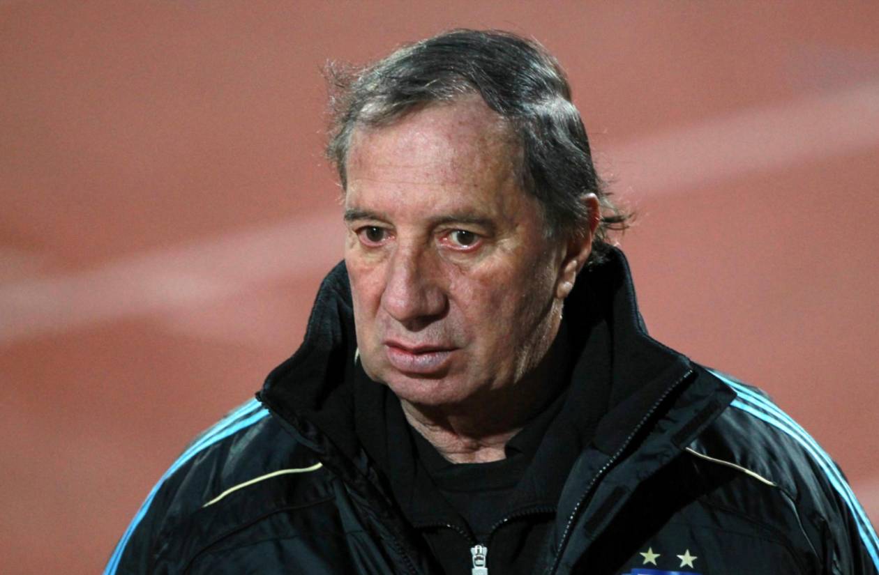 Empeora salud de Carlos Bilardo: No es recuperable