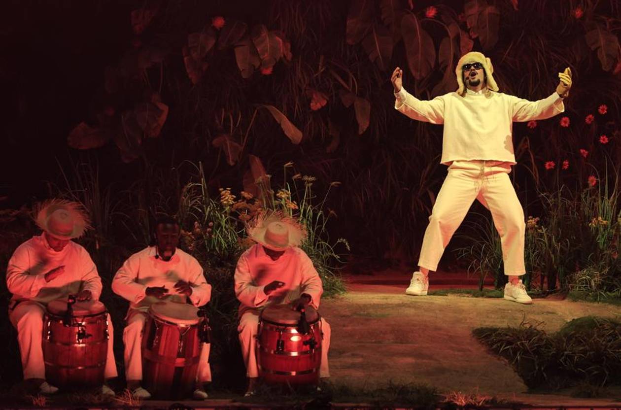 Bad Bunny lanza ‘Alambre de Púa’ con base de bomba puertorriqueña