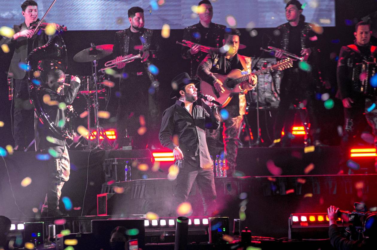 Guerra contra el narco llega a los escenarios: silencian canciones de cárteles en México