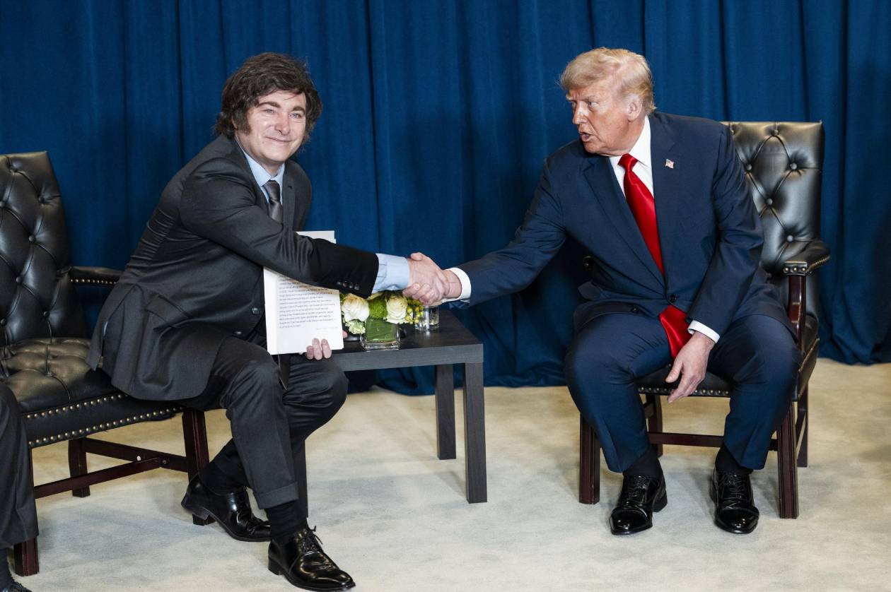 Crisis en Argentina desafía las promesas económicas de Milei