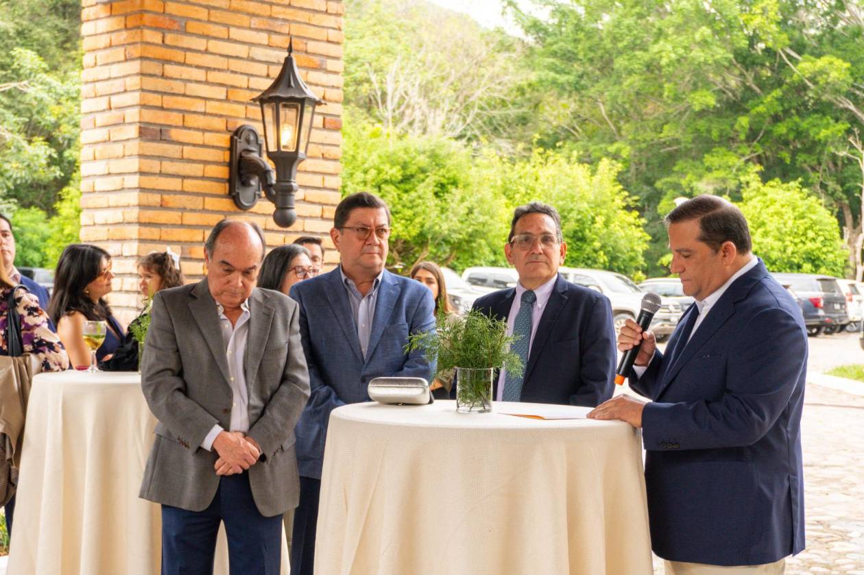 Inauguran innovador hotel que fomenta el turismo