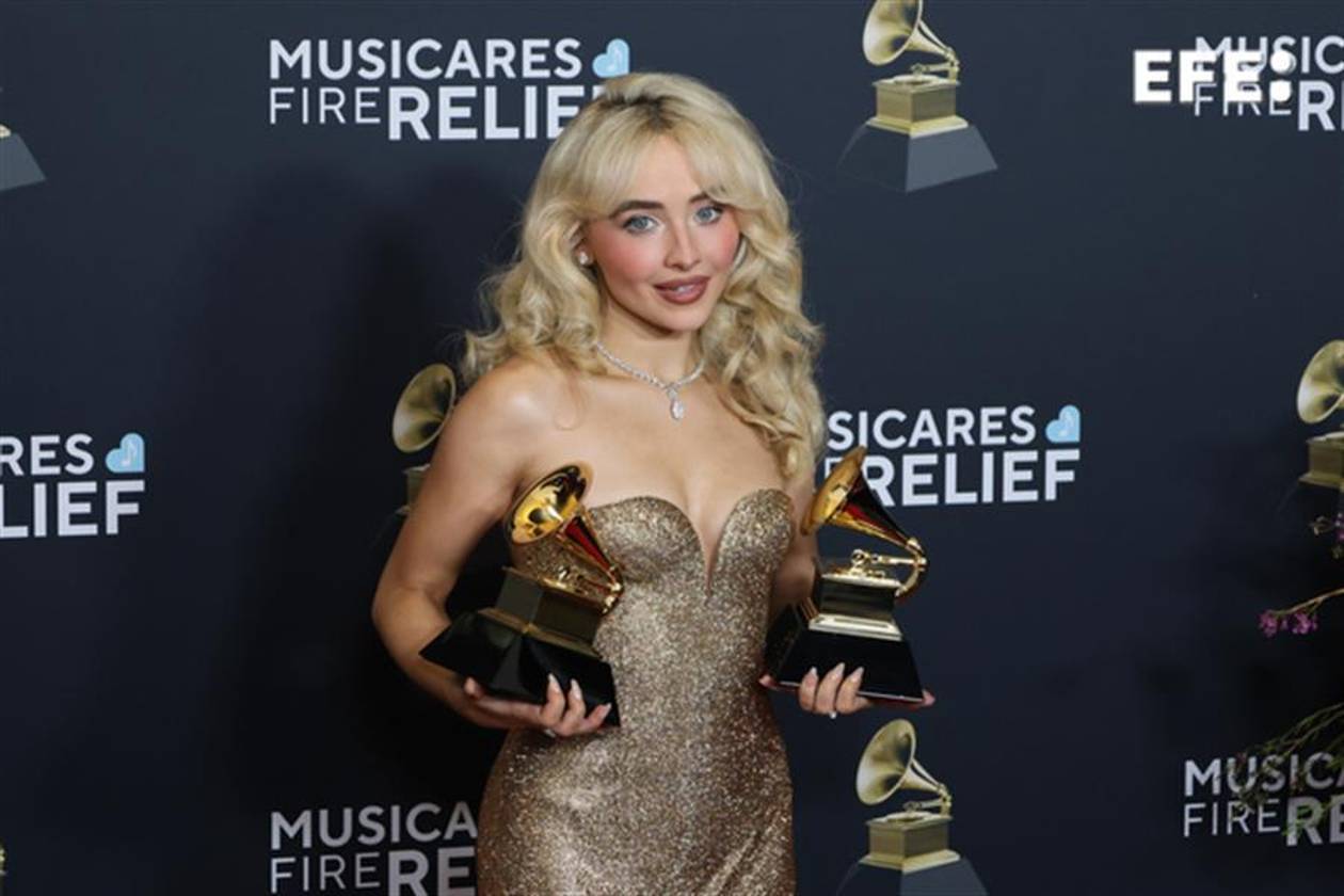 Sabrina Carpenter se une a Dolly Parton para ‘Short n’ Sweet’