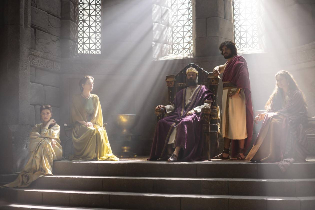 Las Sagradas Escrituras son convertidas en guiones de TV