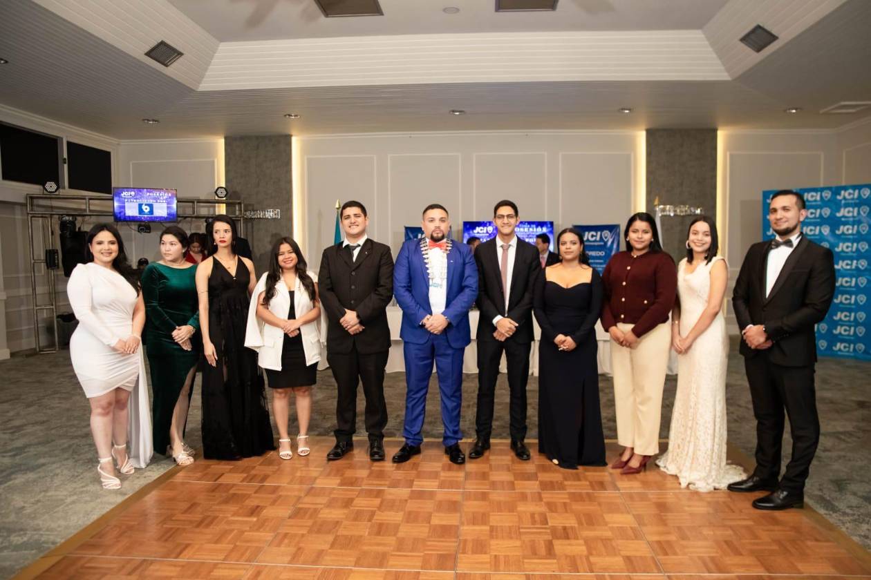 Se juramenta nuevo presidente en la JCI Comayagüela