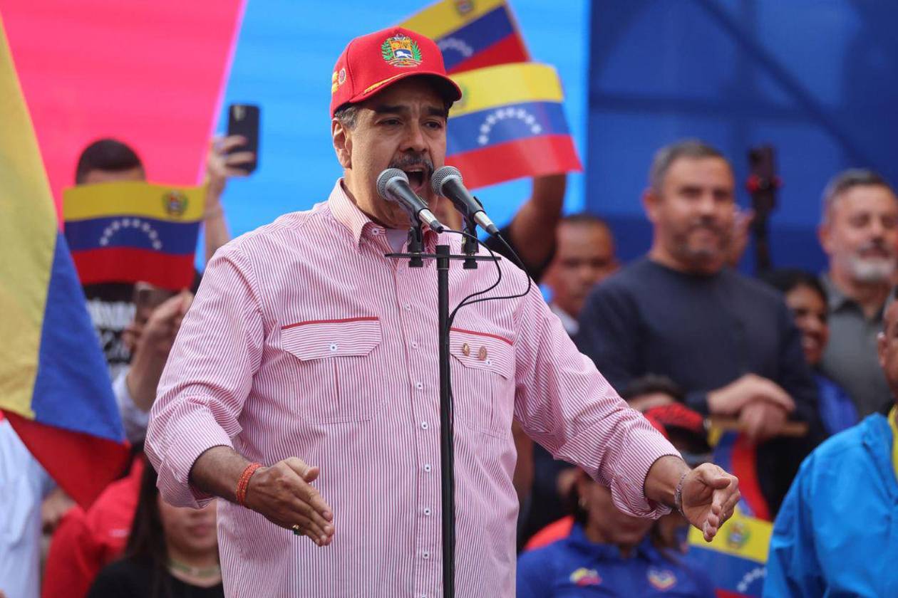 Colombia considera un posible exilio de Maduro