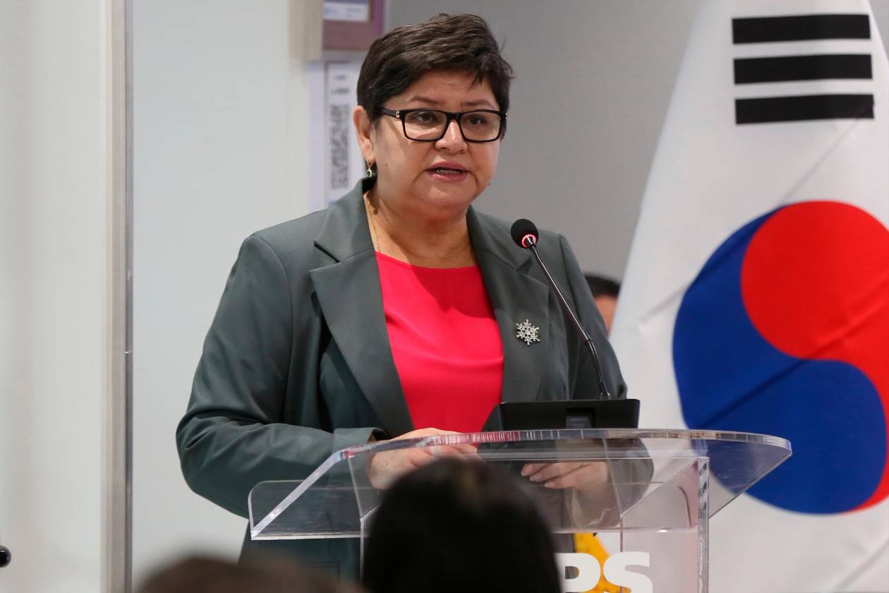 Carla Paredes pide tiempo para solucionar crisis en Salud y el IHSS
