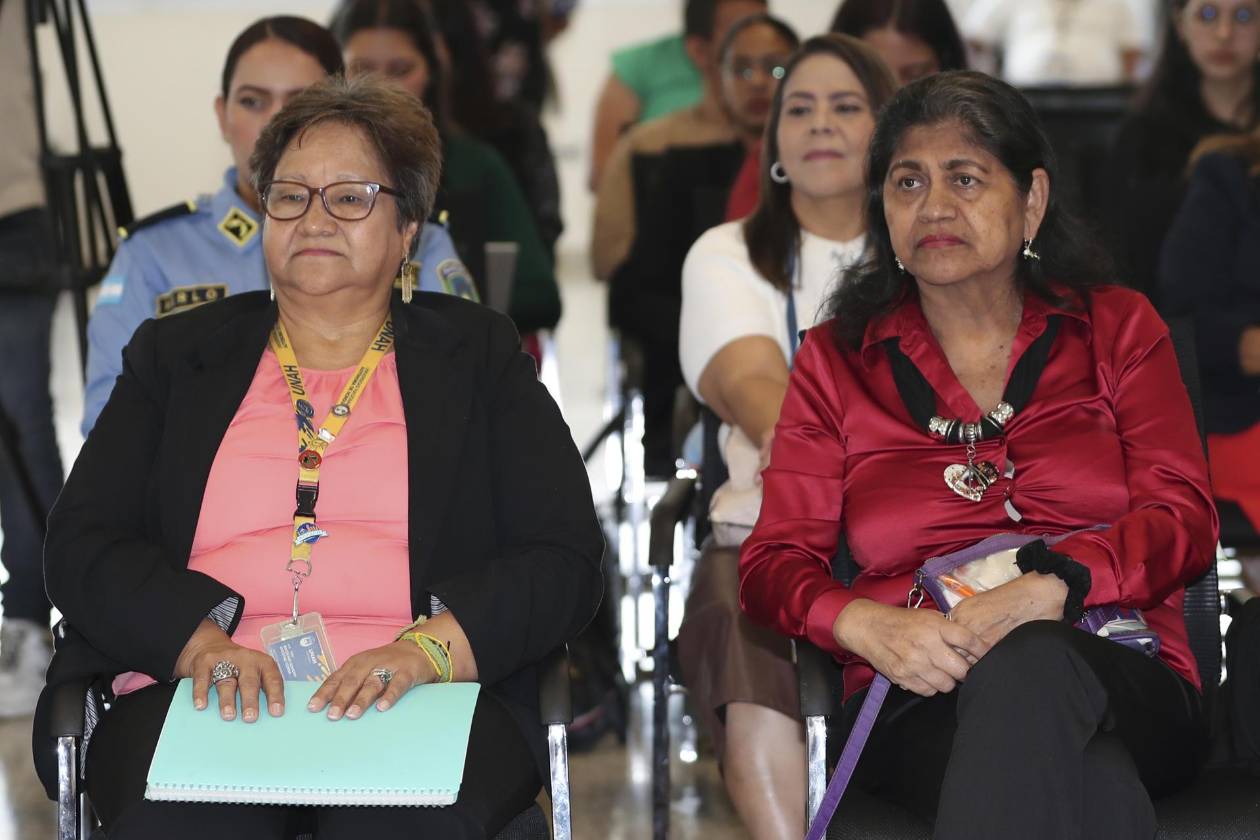 Feministas hondureñas exigen a candidatos leyes con perspectiva de género