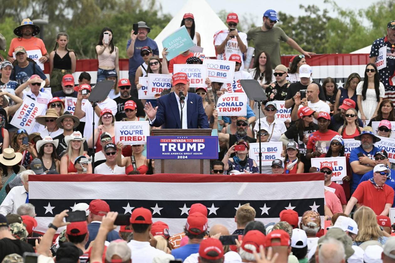 Trump apuesta en Las Vegas por el voto latino para dar el golpe definitivo a Biden