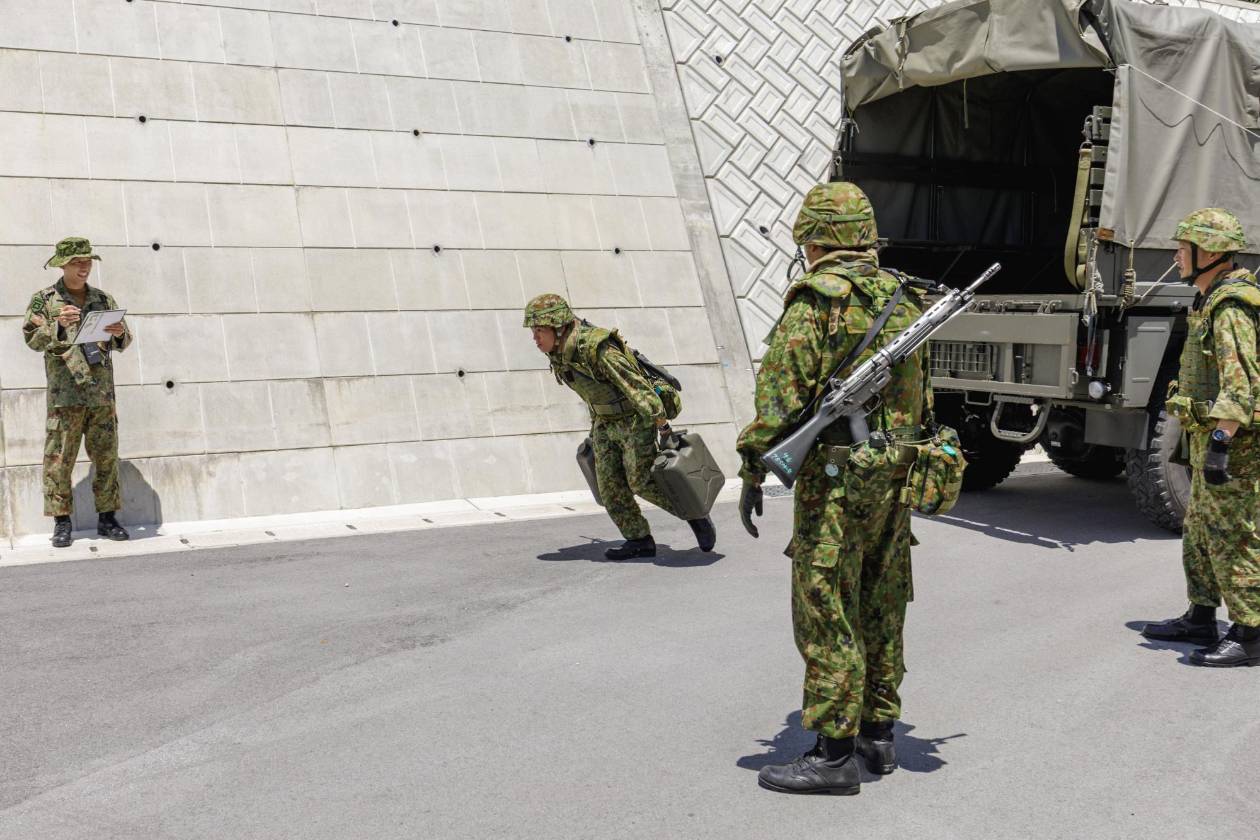 Japón exhibe su fuerza militar