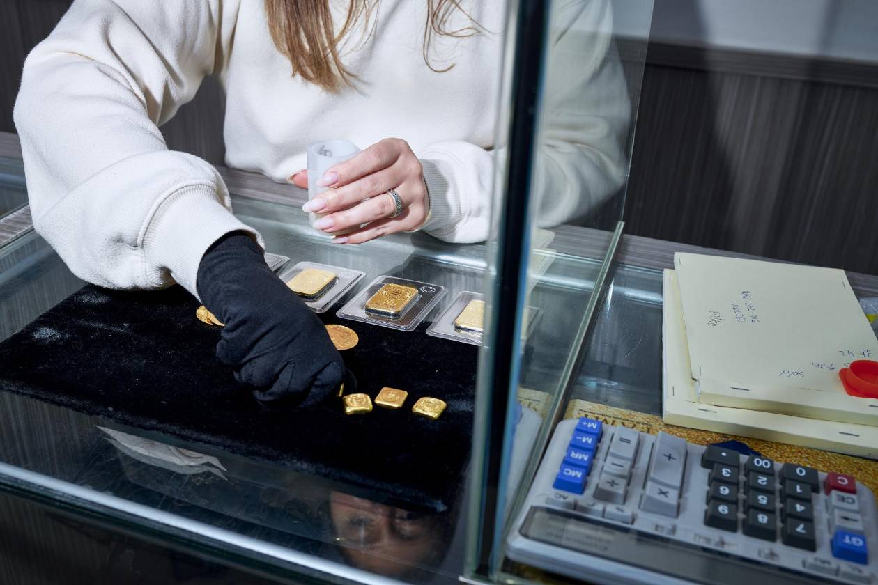 La razón por la que el precio del oro sigue batiendo récords