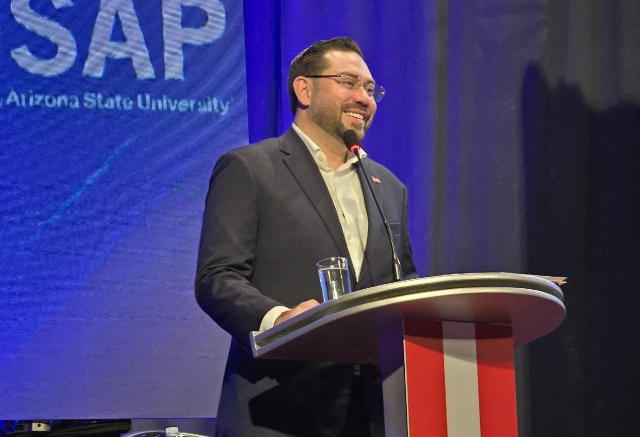 Jorge Cálix propone un gobierno digital para eliminar burocracia