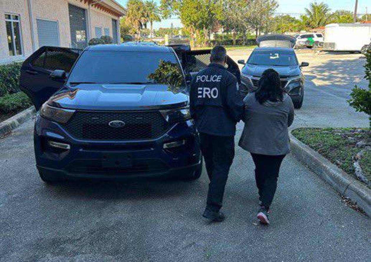 Demandan a Trump por ordenar redadas migratorias en las iglesias