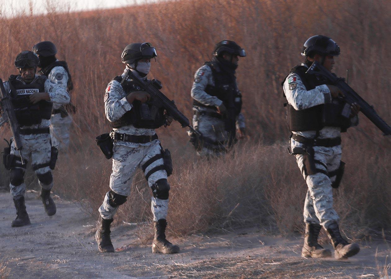 México desplegará 10,000 tropas más en la frontera