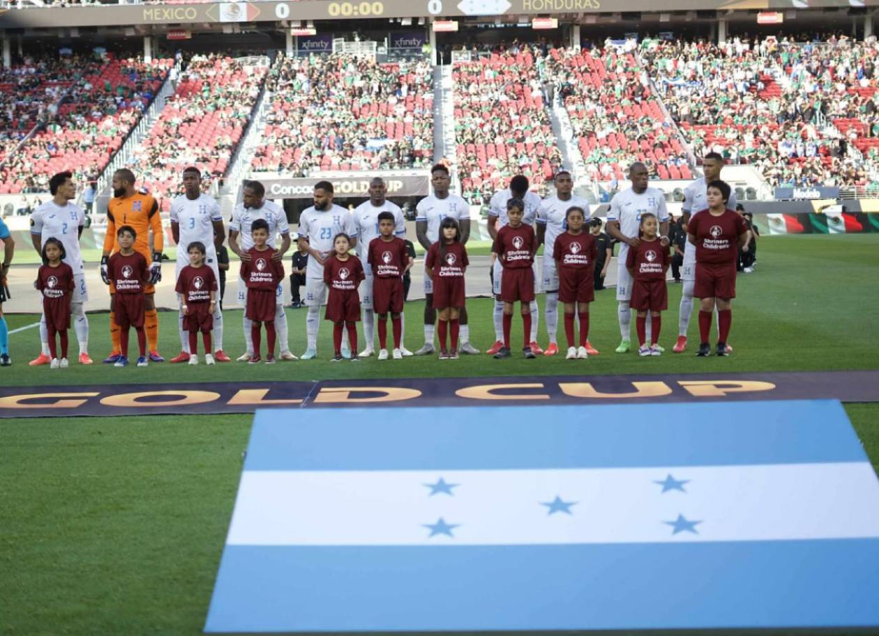 Honduras debutaría en eliminatorias jugando en curioso lugar