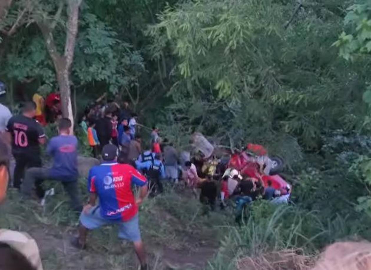 Al menos tres muertos en accidente en carretera a Olancho; acababan de llegar de EE UU