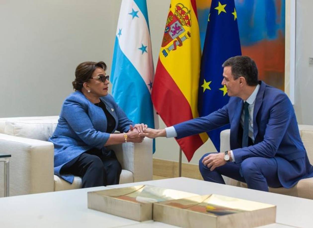 Gobierno rechaza préstamo de €75 millones de España para construir hospitales