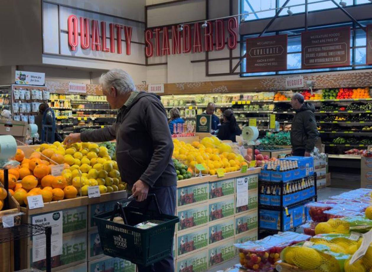 Trump presume de haber logrado que la inflación caiga en EEUU