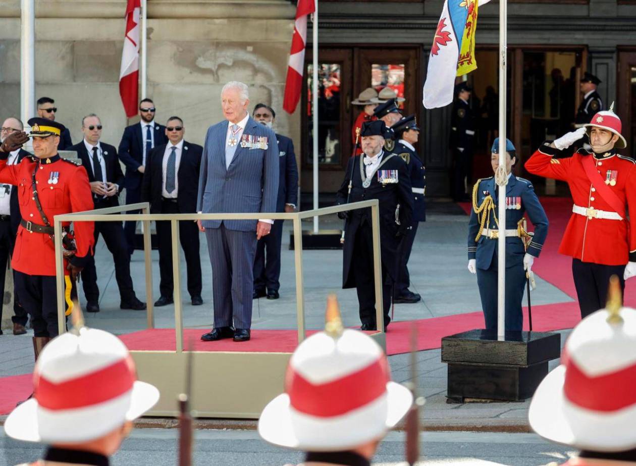 Canadá le dice a Trump que Carlos III es su rey y no quiere otro monarca