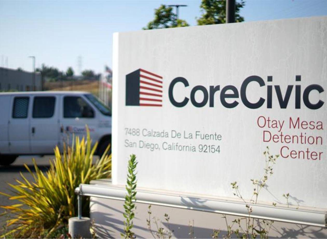 EEUU planea abrir centros de detención de inmigrantes en bases militares