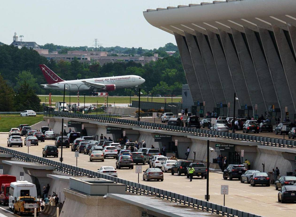 Lo que se sabe sobre la llegada de sudafricanos blancos como refugiados a EEUU